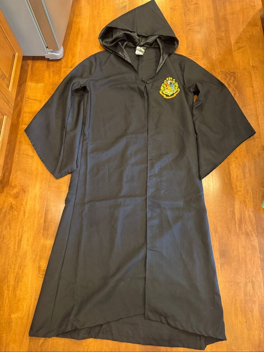 Harry Potter Hogwarts Robe Costume Medium Black Hooded Wizard Embroidered Crest